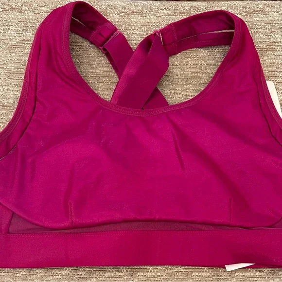 Fabletics Belle Iridescent High Impact Sports Bra - Picture 2 of 11